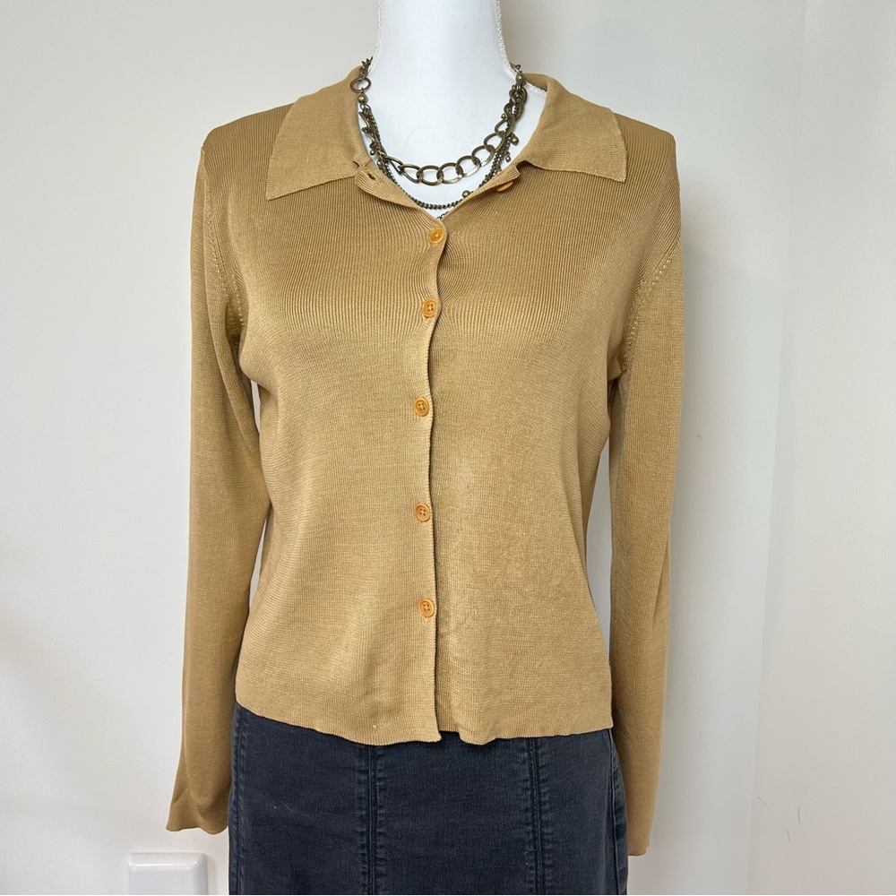 GAP Vintage 1980-90s 100% Pure Silk Muted Yellow Button-Up Shirt 🌻 - Picture 2 of 11